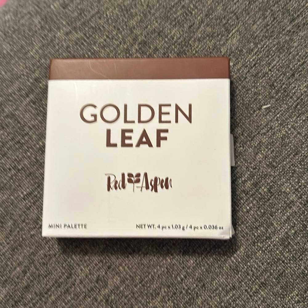 Red Aspen Golden Leaf mini palette
